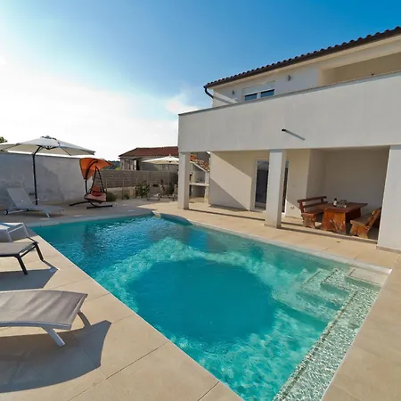 Luka With A Pool, Situated In Holiday home