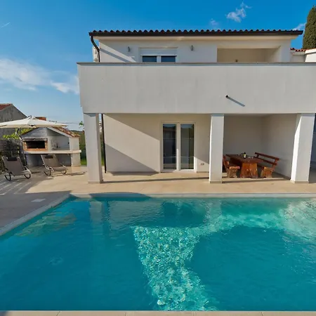 Holiday home Luka With A Pool, Situated In
